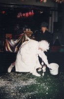 Nov 2000 8