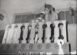 1975 1